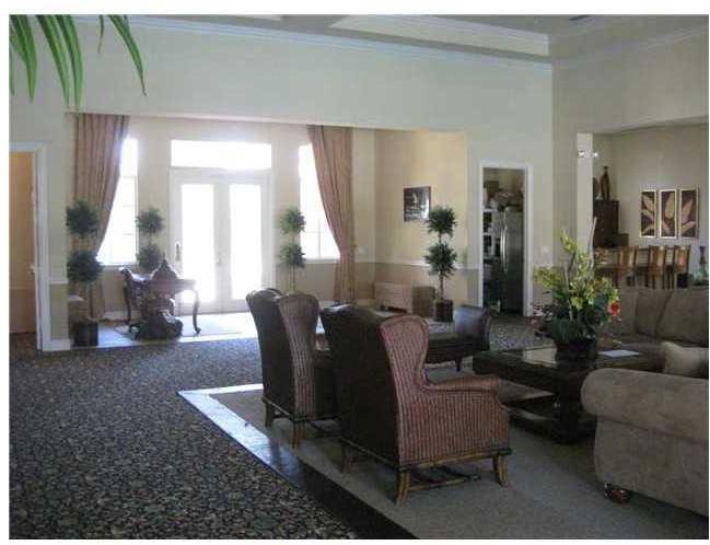 1972 Freeport Drive, Unit 5207 Riviera Beach, FL 33404 - Photo 2 of 15