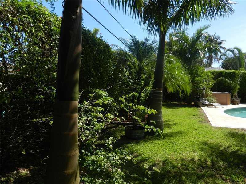 995 Southwest 13th Drive Boca Raton, FL 33486 - Photo 32 of 35