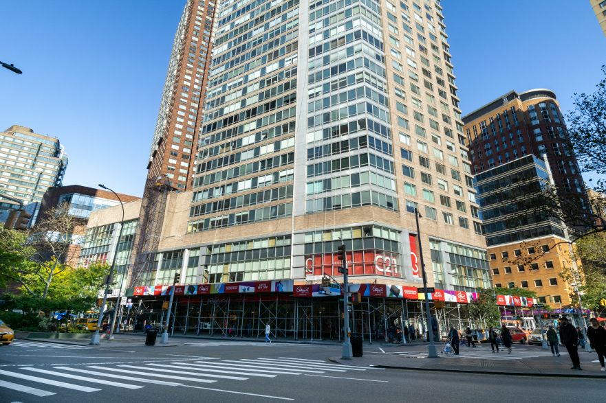 One Lincoln Square 150 Columbus Ave, Manhattan, NY 10023 - Photo 2 of 4