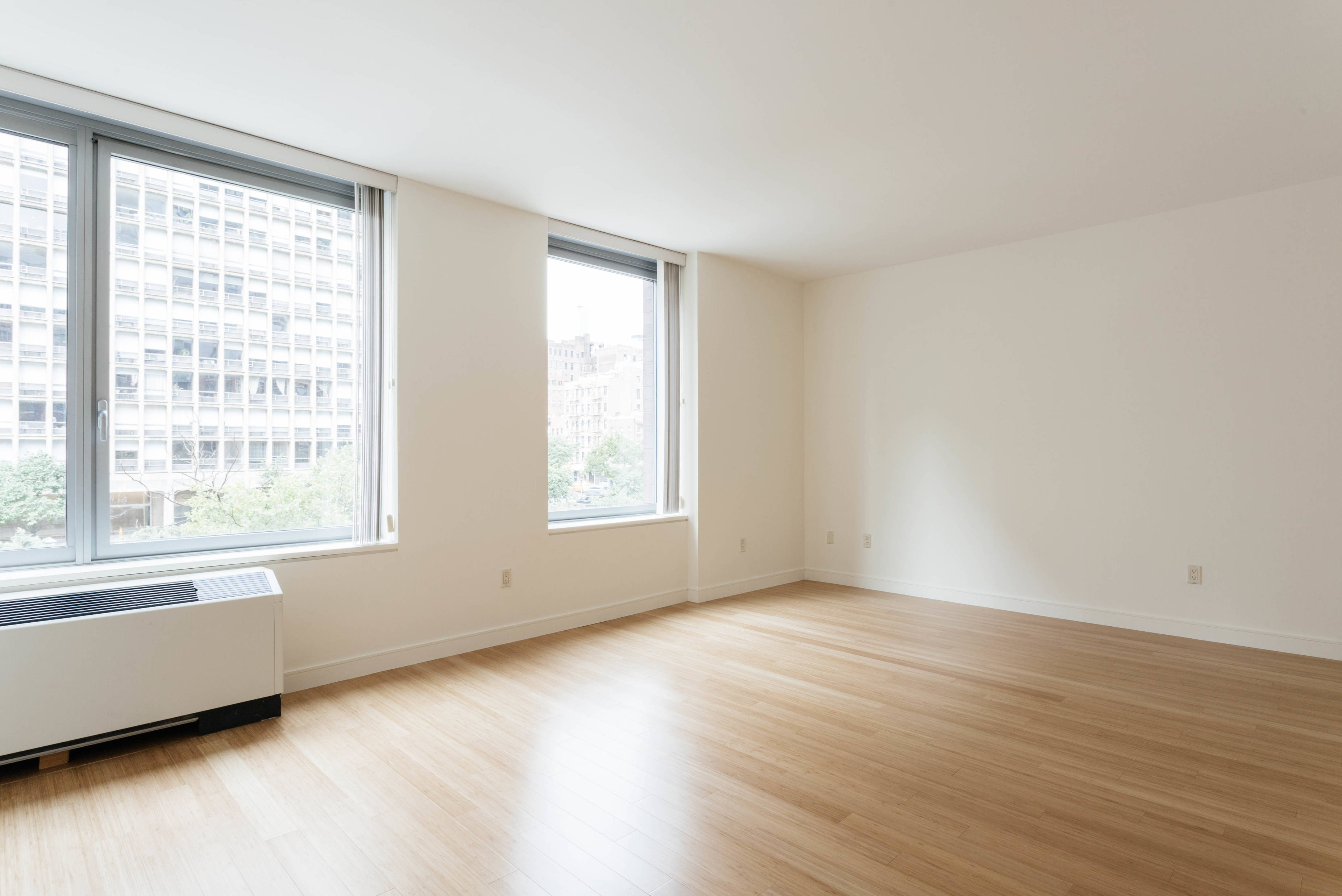 303 East 33rd Street, Unit 5K Manhattan, NY 10016 - Photo 2 of 16