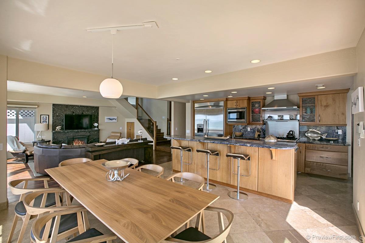 754 Neptune Avenue Encinitas, CA 92024 - Photo 9 of 25