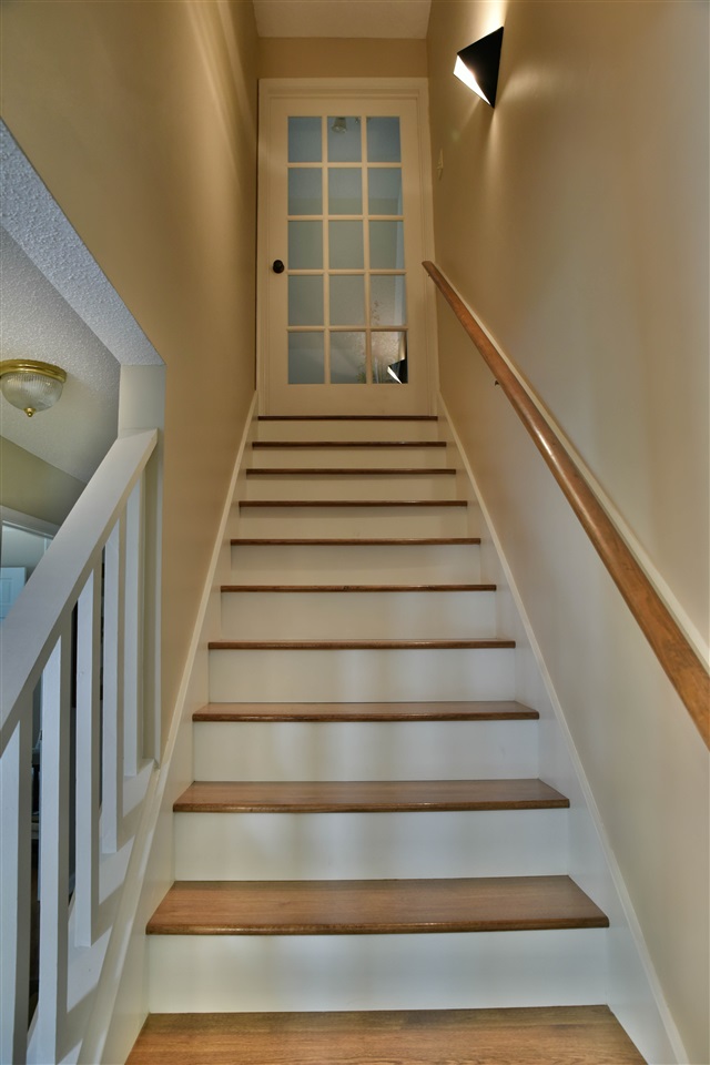 8337 Bazemore Road Memphis, TN 38018 - Photo 18 of 25 Stairway to upstairs can easily be shutoff while not in use to save on utility bills.