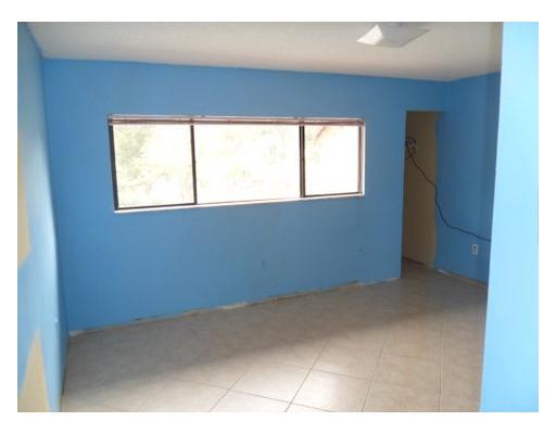 15038 Southwest 89th Ter Road Miami, FL 33196 - Photo 14 of 17