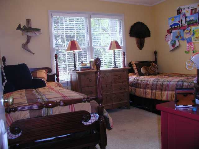 4842 Shady Grove Road Memphis, TN 38117 - Photo 8 of 10 Bedroom 3