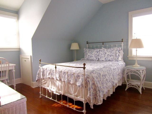 East Hampton Village North, East Hampton, NY 11937 Compass