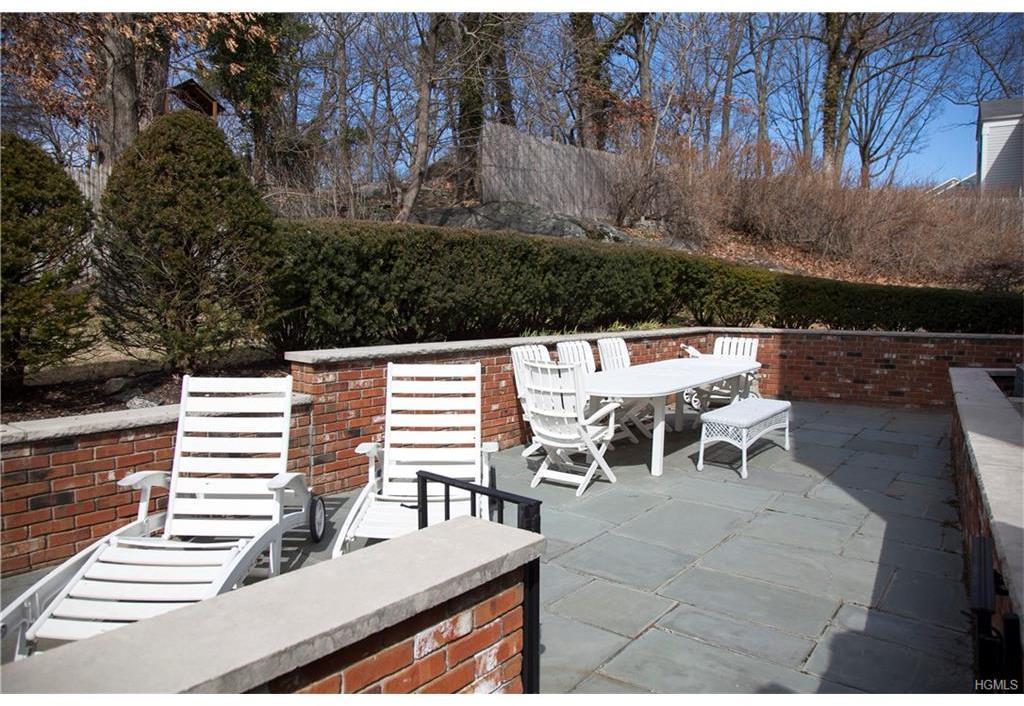 58 Clinton Avenue Rye, NY 10580 - Photo 20 of 24