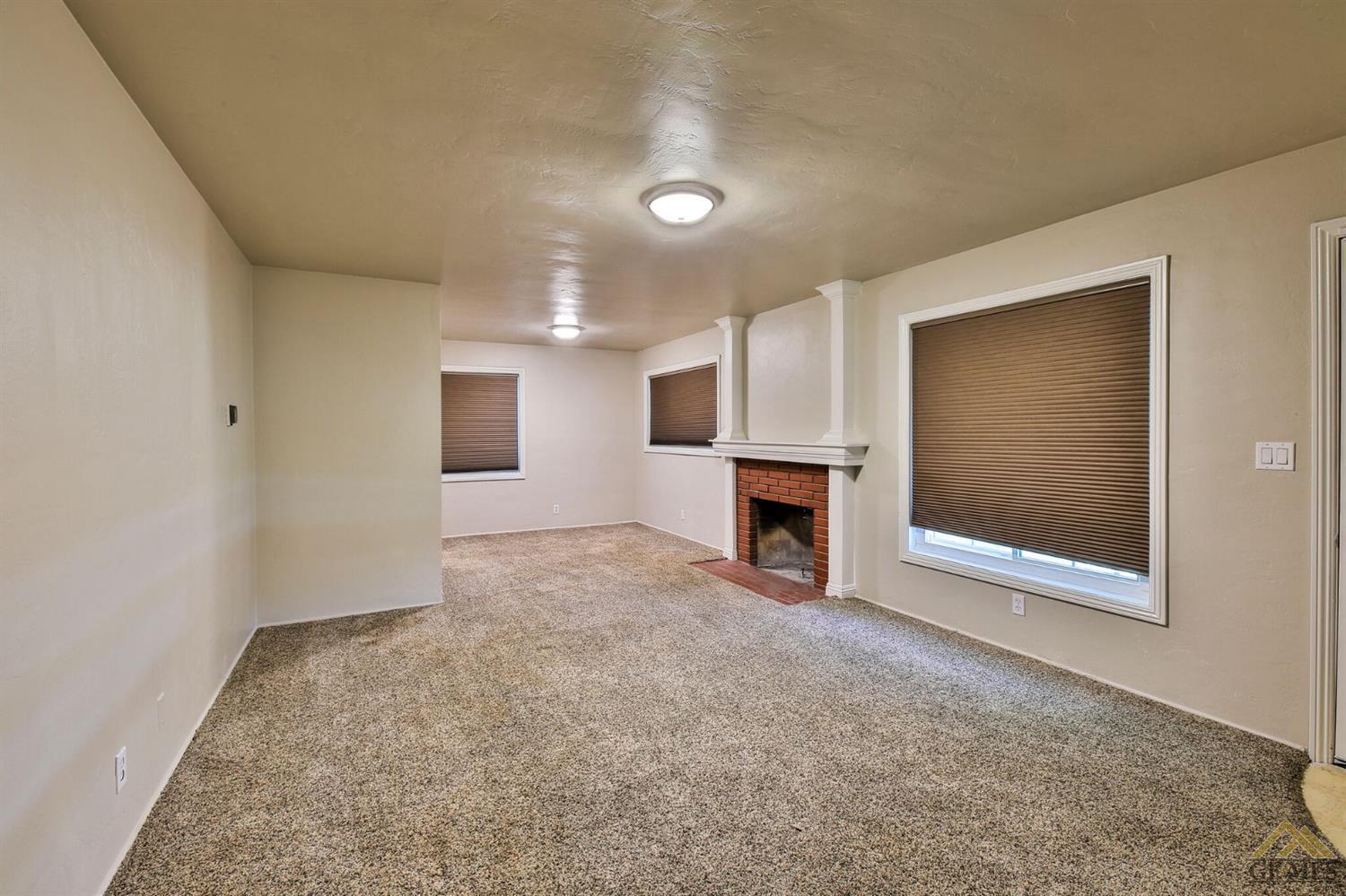 4503 Randy Avenue Bakersfield, CA 93309 - Photo 13 of 27 Gallery Image 13