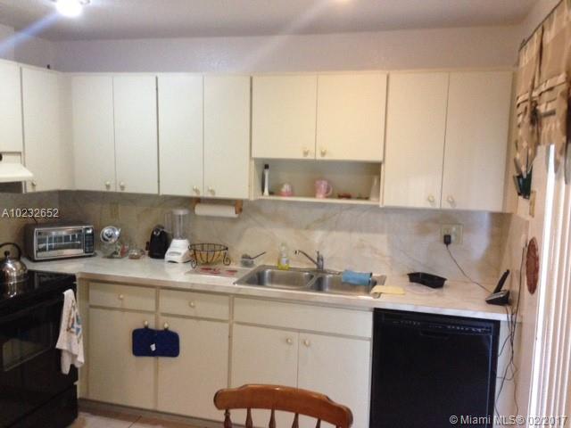 6036 Southwest 35th Street Miramar, FL 33023 - Photo 6 of 22