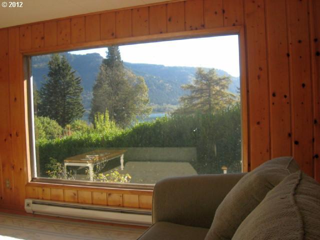 1042 Riverside Drive Washougal, WA 98671 - Photo 2 of 16 Gallery Image 2