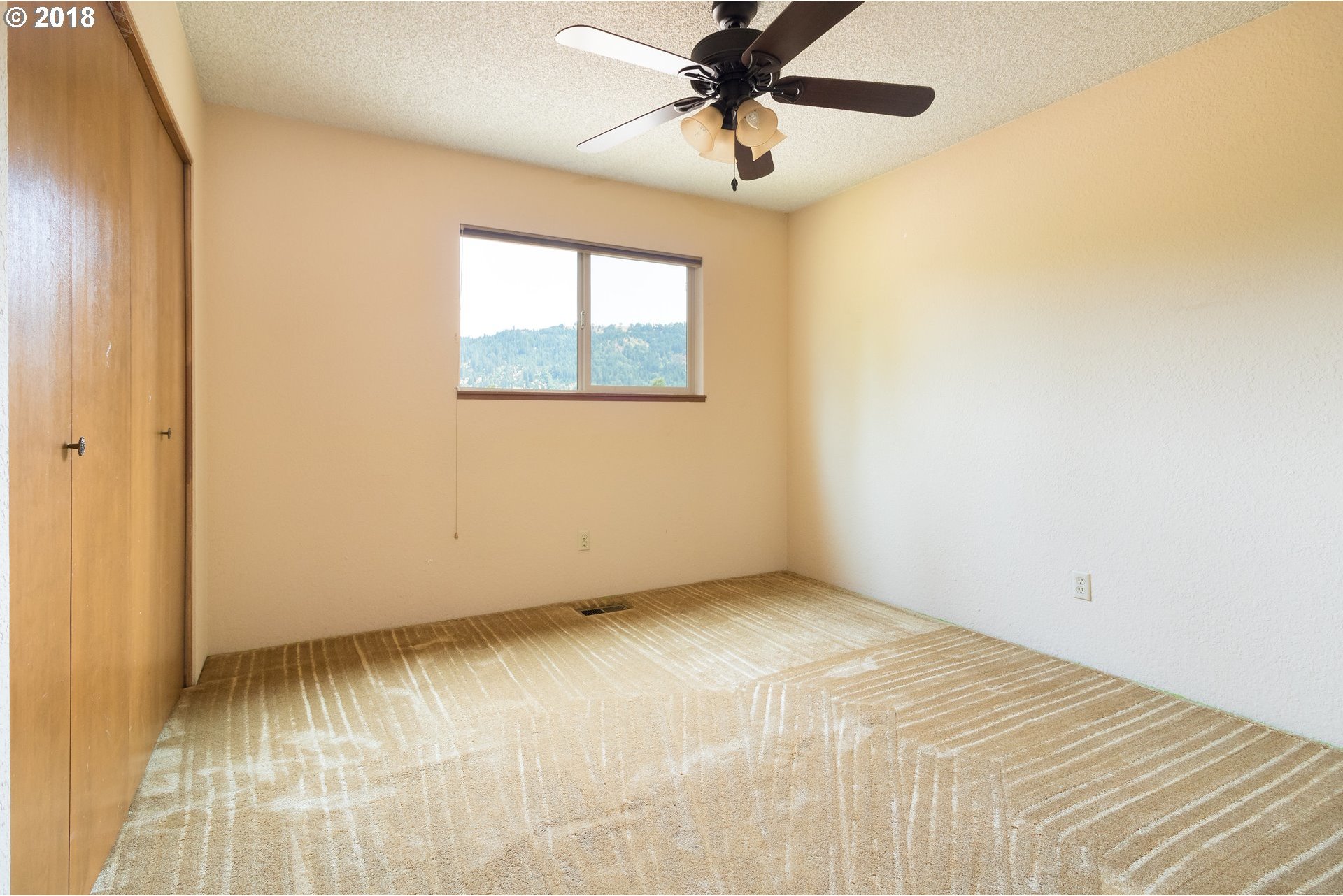250 Halfmile Road Roseburg, OR 97471 - Photo 16 of 29 Gallery Image 16