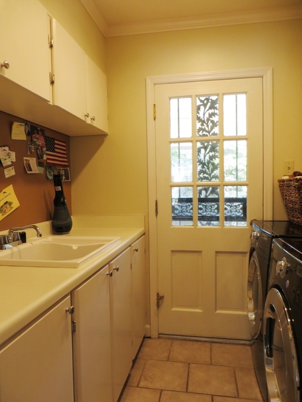 294 Greenway Road Memphis, TN 38117 - Photo 12 of 25 Washer and Dryer Included!