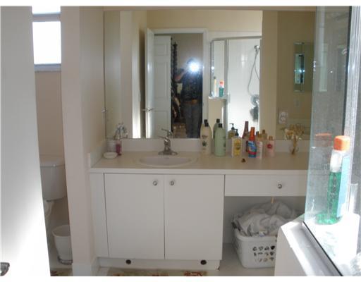 2118 Northeast 40th Road Homestead, FL 33033 - Photo 12 of 16