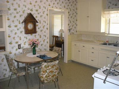 3708 Harris Road Bakersfield, CA 93313 - Photo 7 of 10 Gallery Image 7