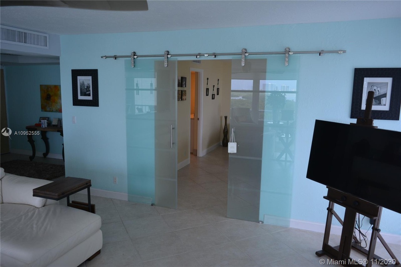 5540 North Ocean Drive, Unit 5D Riviera Beach, FL 33404 - Photo 5 of 23