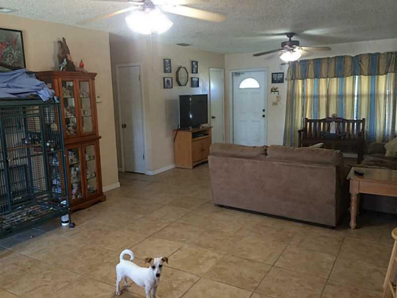19930 Holiday Road Cutler Bay, FL 33157 - Photo 6 of 17 Gallery Image 6