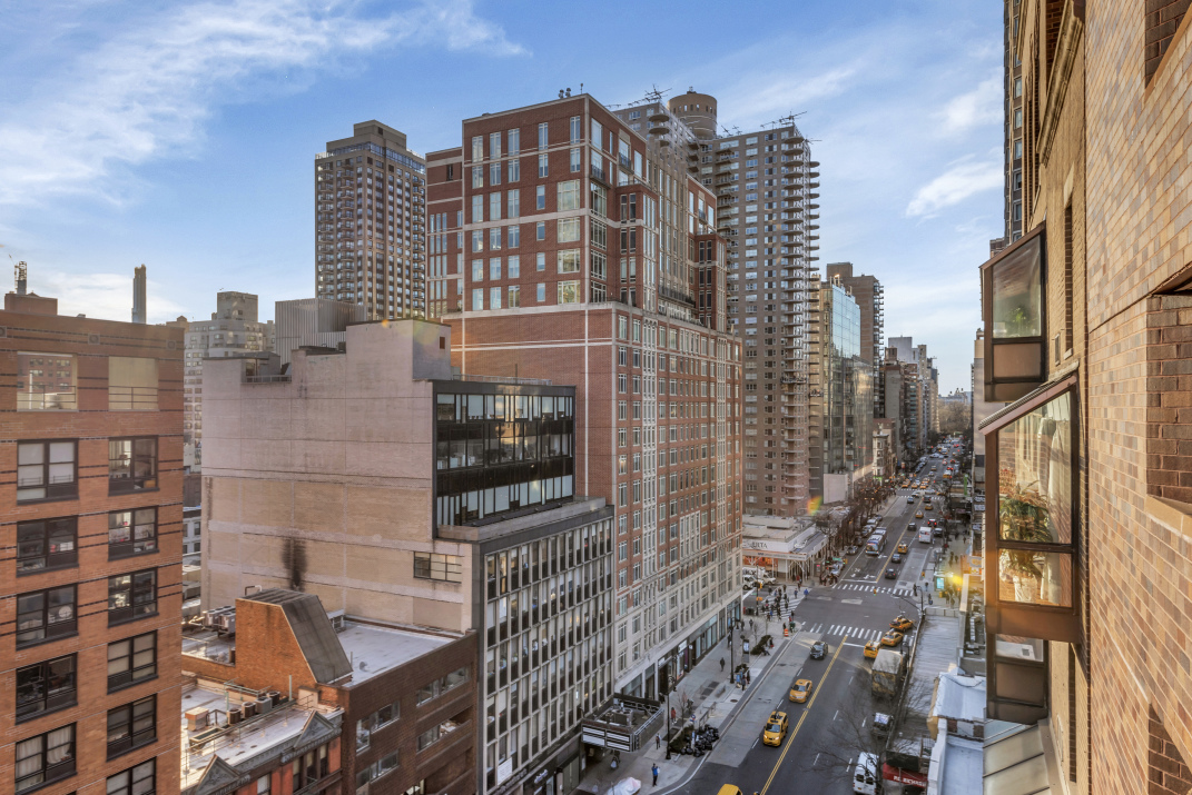 233 East 86th Street, Unit 14B Manhattan, NY 10028 - Photo 6 of 10