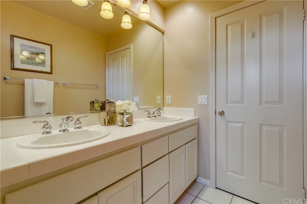 10 Salvo Irvine, CA 92606 - Photo 38 of 50