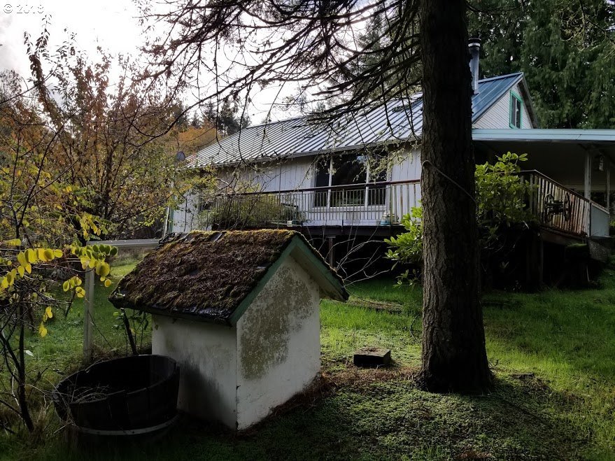 1873 Northwest Phillips Road Gaston, OR 97119 - Photo 11 of 25