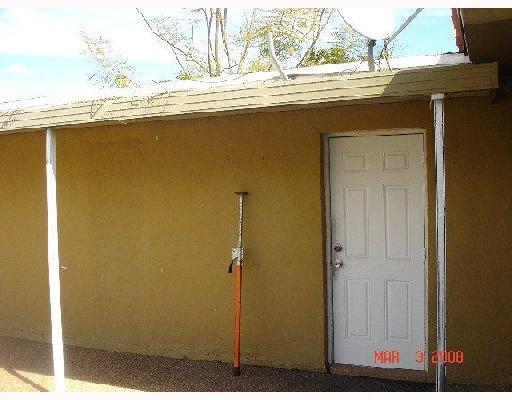 435 East 52nd Street Hialeah, FL 33013 - Photo 4 of 11