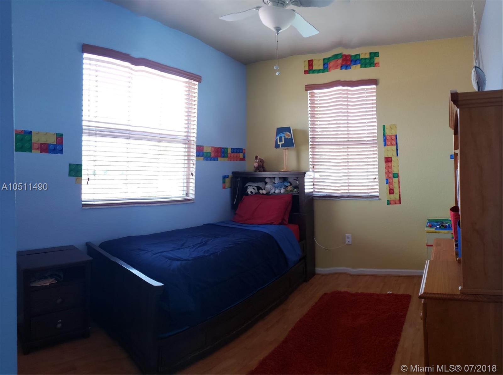 2316 Northeast 37th Road Homestead, FL 33033 - Photo 7 of 21