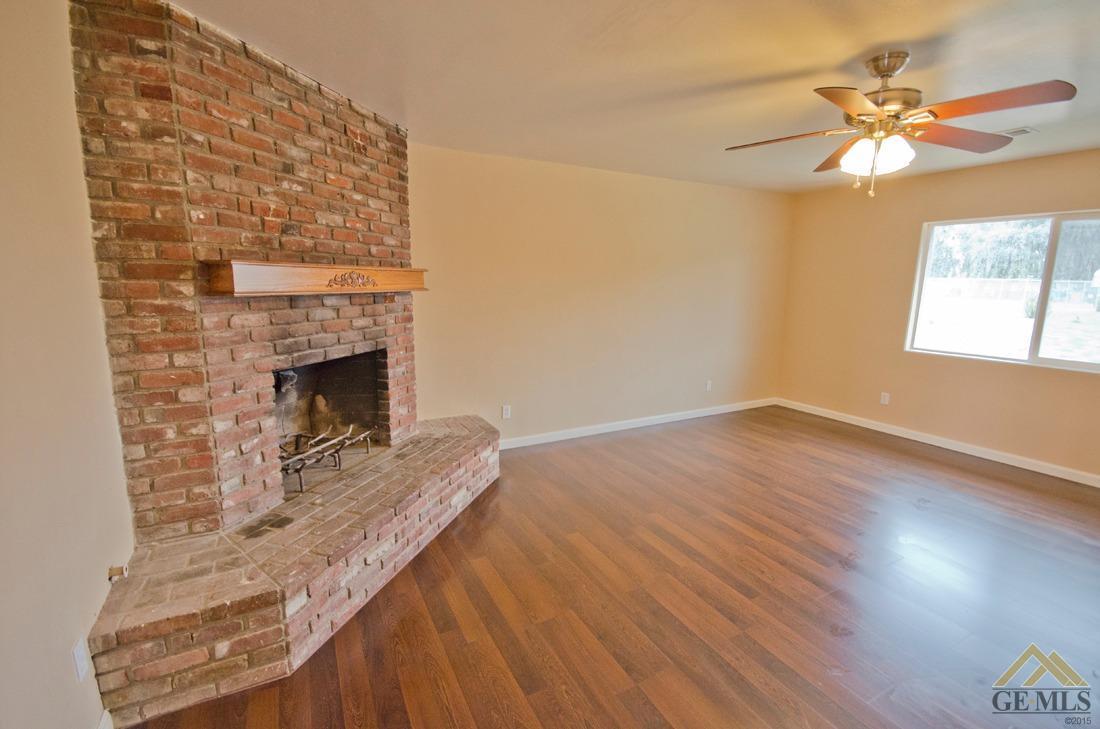 300 McKee Road Bakersfield, CA 93307 - Photo 16 of 34 Gallery Image 16