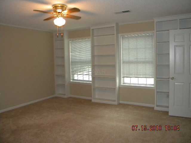 1876 Kimbrough Road Germantown, TN 38138 - Photo 8 of 12 HUGE master with two closets and built ins
