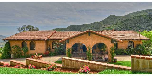 9415 Mt Israel Road Escondido, CA 92029 - Photo 2 of 24 Gallery Image 2