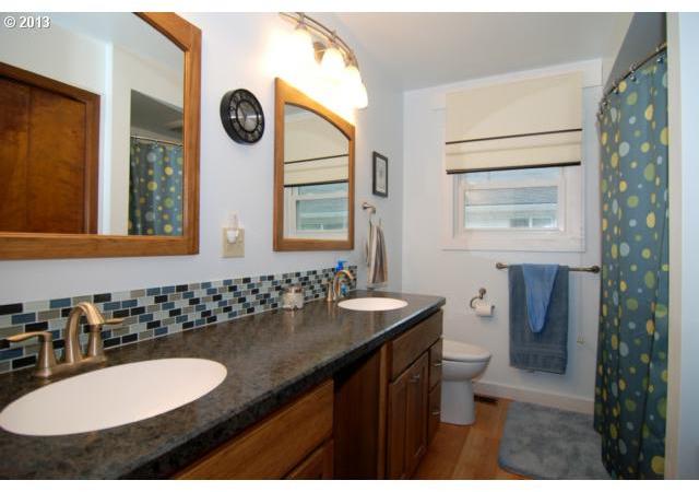 14258 Southwest Farmington Road Beaverton, OR 97005 - Photo 7 of 7 Gallery Image 7