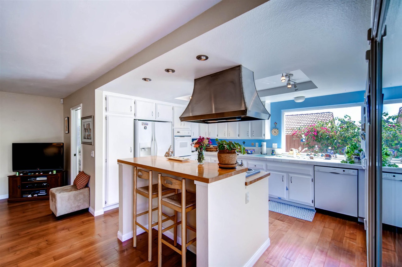 2141 Pleasant Grove Road Encinitas, CA 92024 - Photo 7 of 25