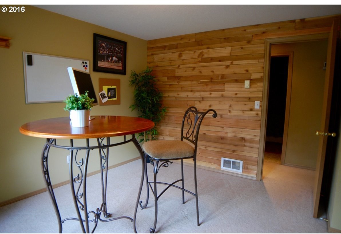 112 Hideeho Road Washougal, WA 98671 - Photo 5 of 12 Gallery Image 5