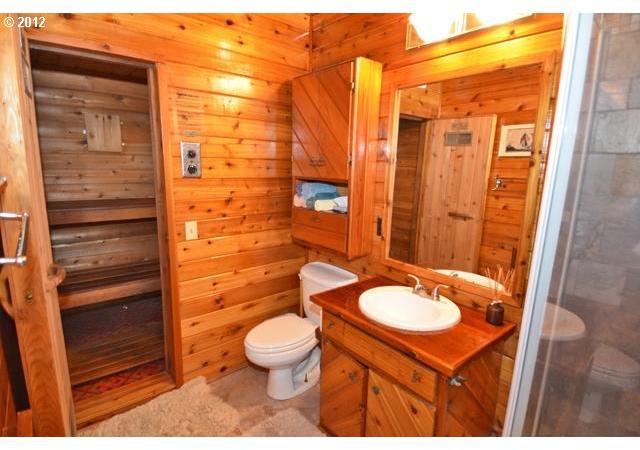 15500 Northwest Ferry Road, Unit 17 Portland, OR 97231 - Photo 2 of 16 Gallery Image 2