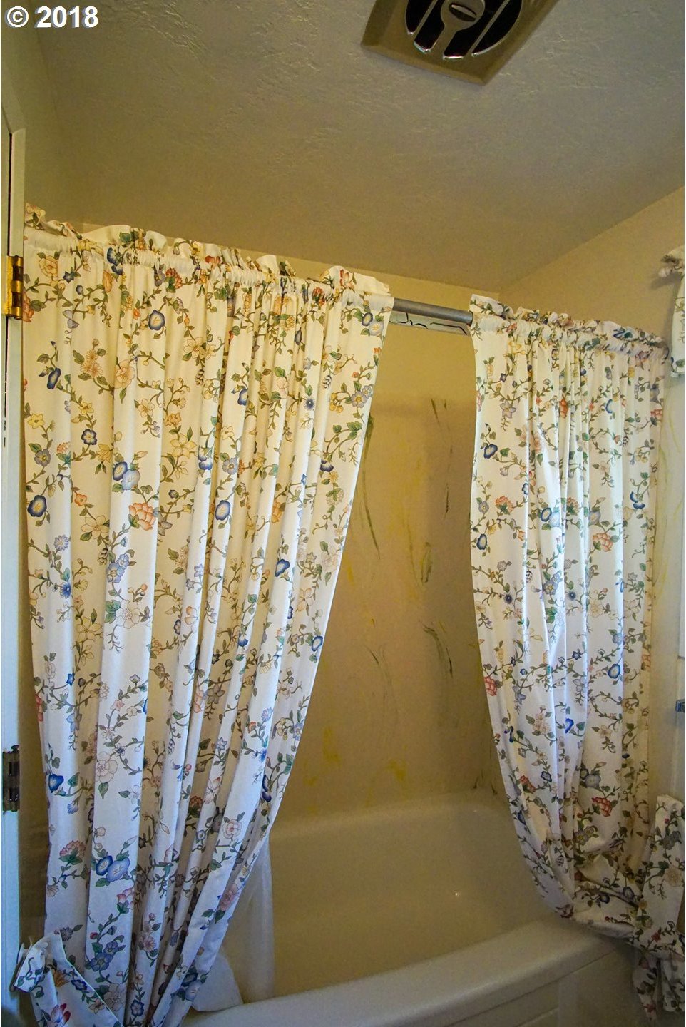 2493 17th Place Springfield, OR 97477 - Photo 12 of 27 Gallery Image 12