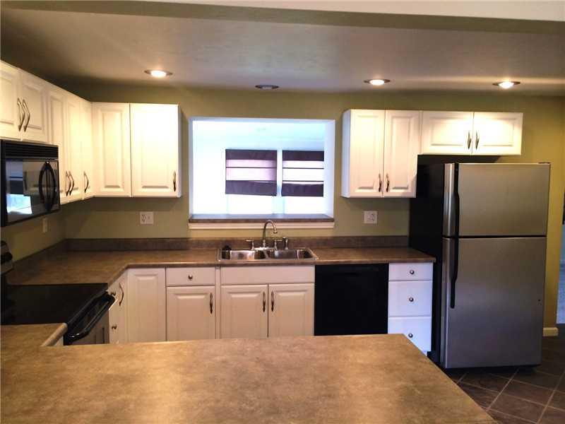 133 Murrysville Road Level Green, PA 15085 - Photo 5 of 22 Gallery Image 5