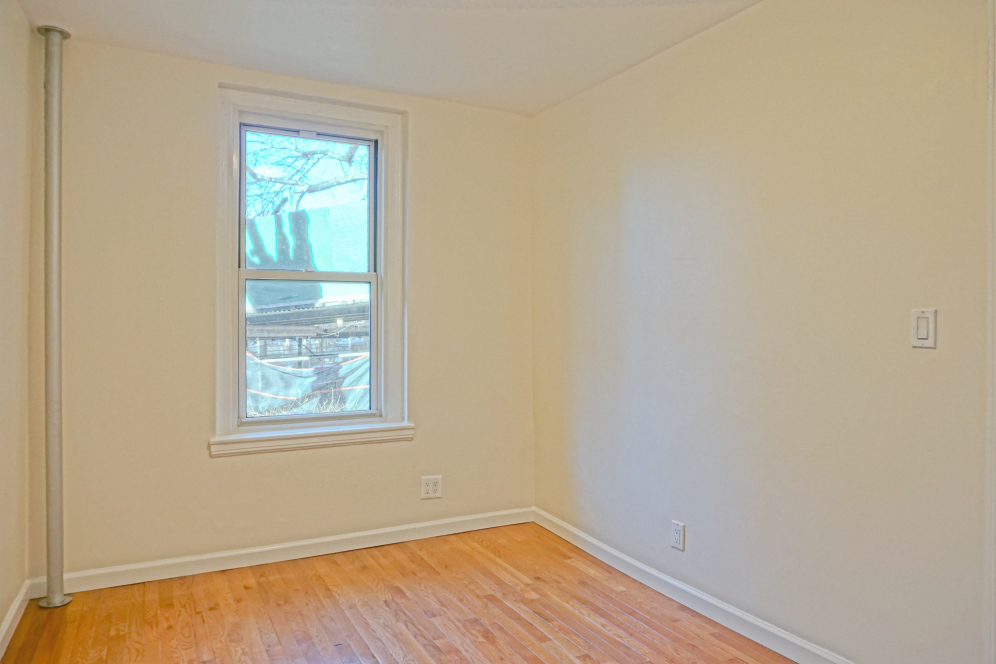 34-47 90th Street, Unit G42 Queens, NY 11372 - Photo 2 of 10