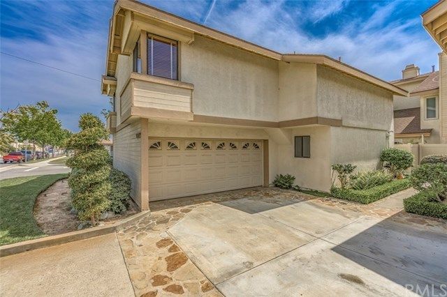 $738,000 | 249 Ogle Street, Unit B, Costa Mesa, CA 92627