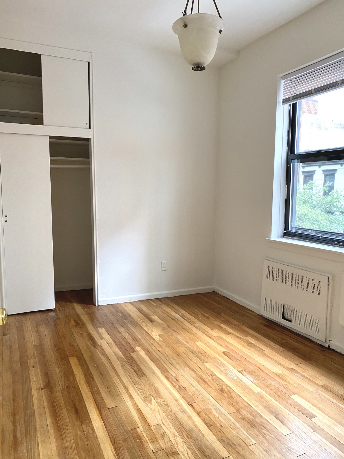 301 East 49th Street, Unit 4AB Manhattan, NY 10017 - Photo 3 of 7