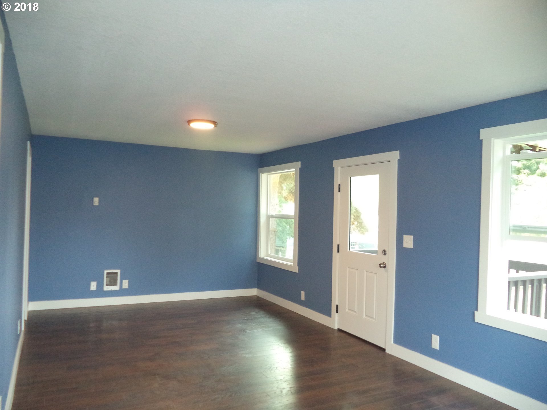18905 Southwest Rosedale Court Beaverton, OR 97007 - Photo 12 of 17 Gallery Image 12
