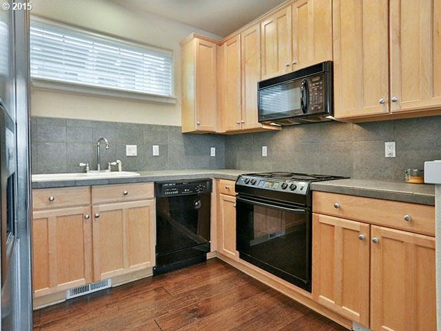 2516 Northwest Miller Road Portland, OR 97229 - Photo 6 of 16