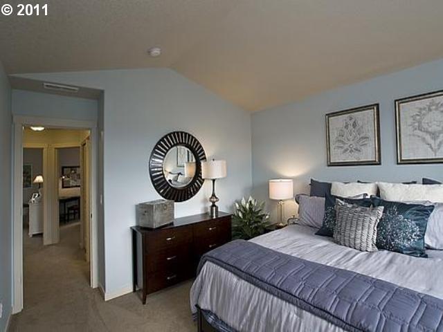 13660 Southwest Fischer Road, Unit 190 King City, OR 97224 - Photo 8 of 16 Gallery Image 8