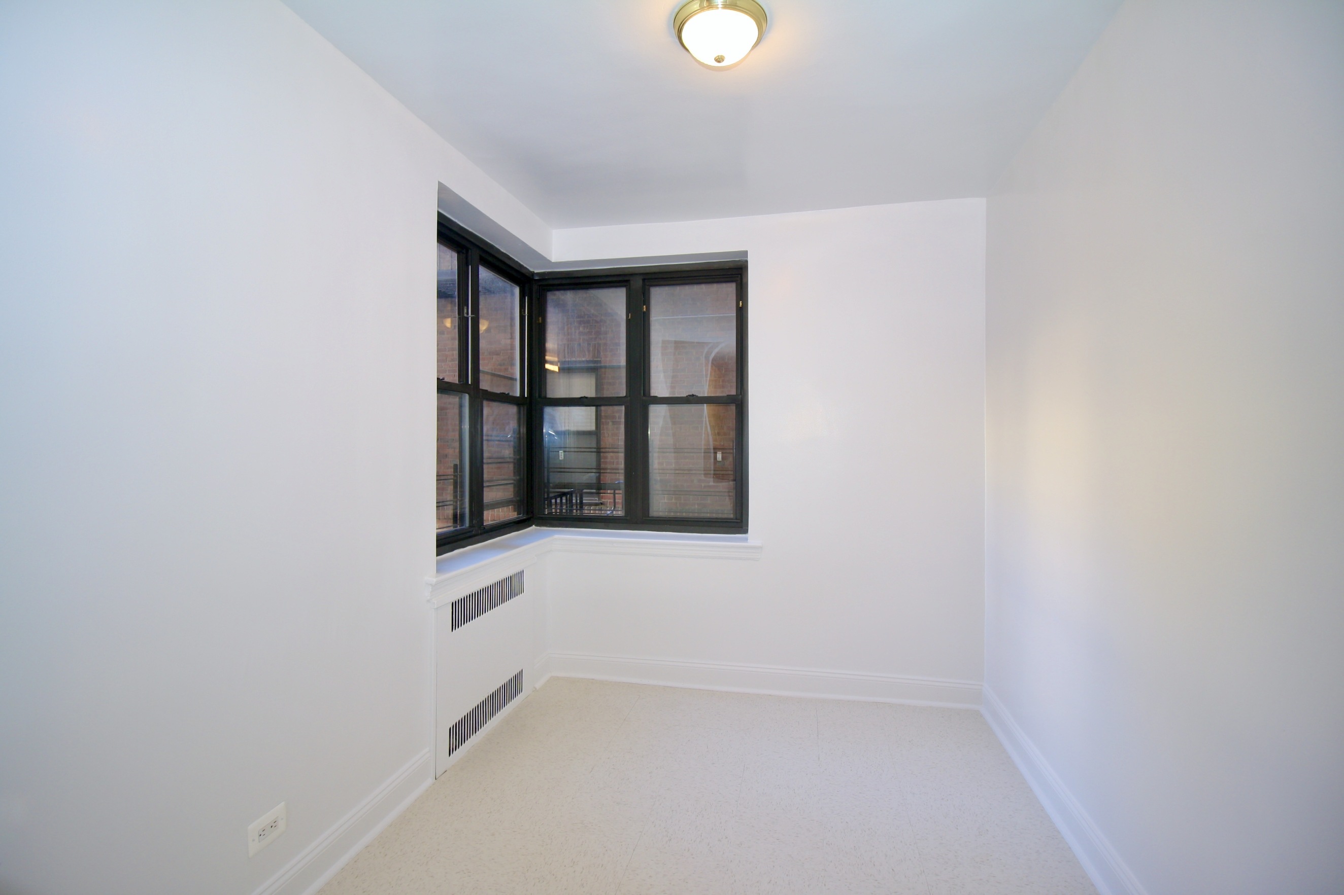 109-15 Queens Boulevard, Unit 1K Queens, NY 11375 - Photo 3 of 8