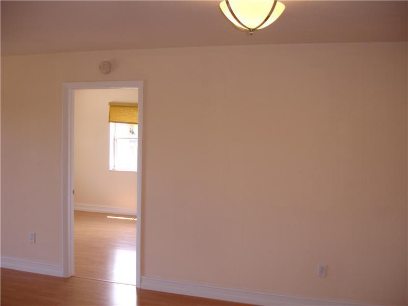 8200 Southwest 210th Street, Unit 320 Cutler Bay, FL 33189 - Photo 4 of 32