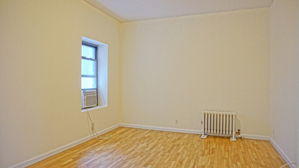 158 Columbus Avenue, Unit 5SW Manhattan, NY 10023 - Photo 3 of 6