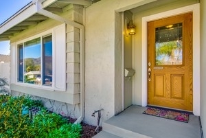 10043 Pinewood View Santee, CA 92071 - Photo 2 of 25 Gallery Image 2