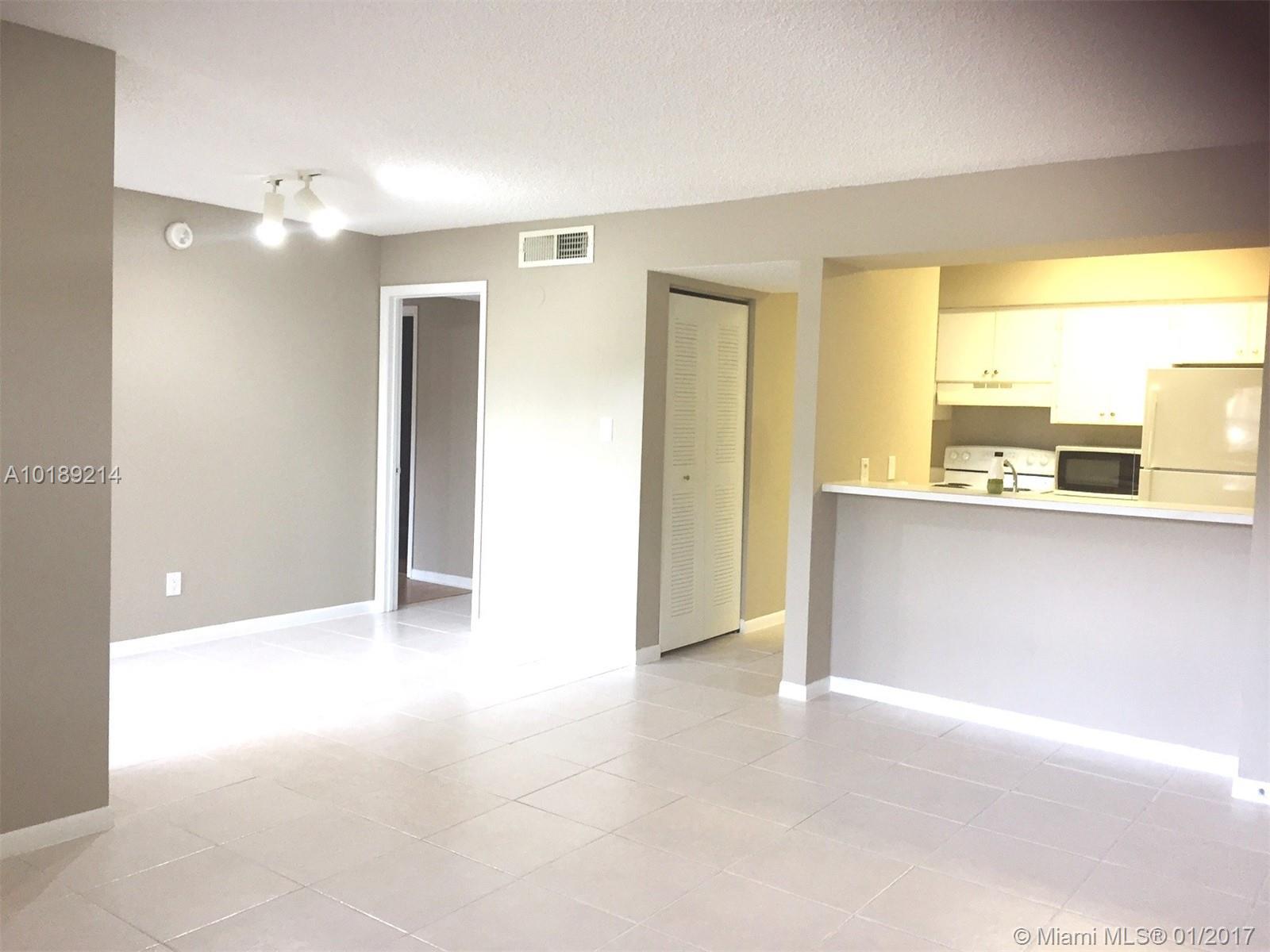 630 South Park Road, Unit 183 Hollywood, FL 33021 - Photo 6 of 12