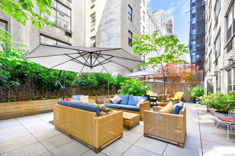 Gramercy East 301 E 22nd St, Manhattan, NY 10010 - Photo 11 of 11