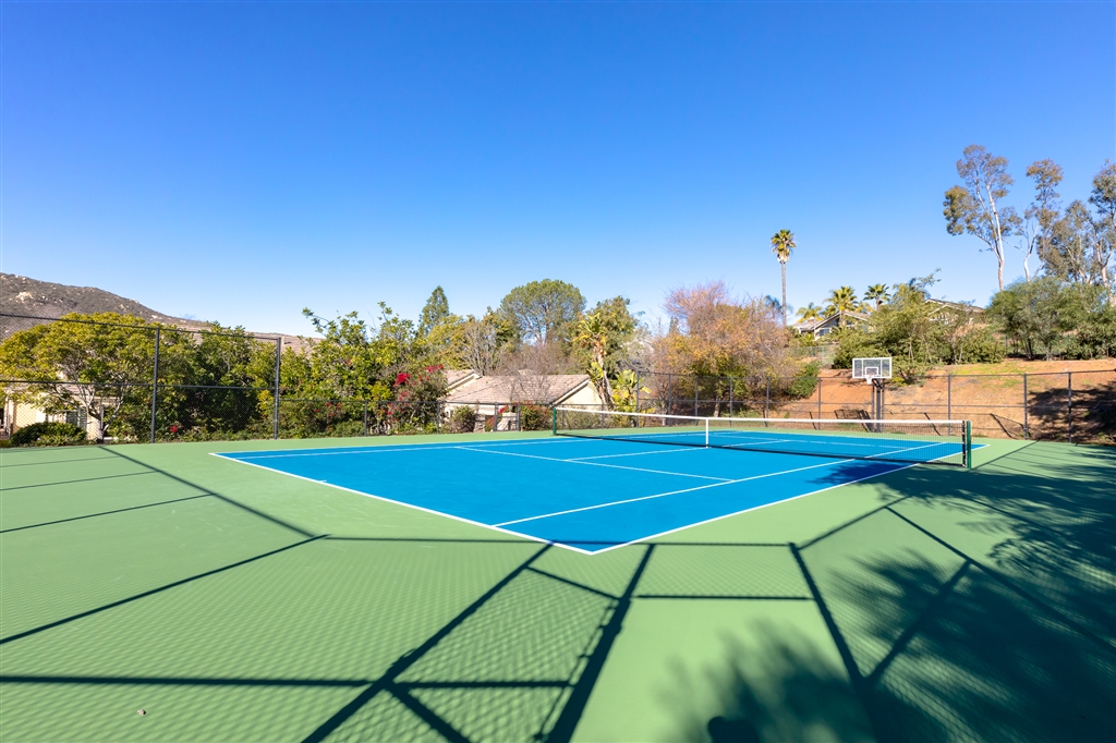 15195 Saddlebrook Lane Poway, CA 92064 - Photo 23 of 25