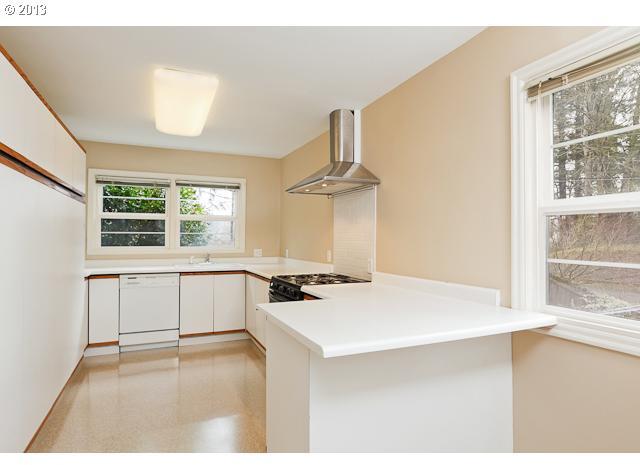 4100 Southwest 6th Avenue Portland, OR 97239 - Photo 5 of 14 Gallery Image 5