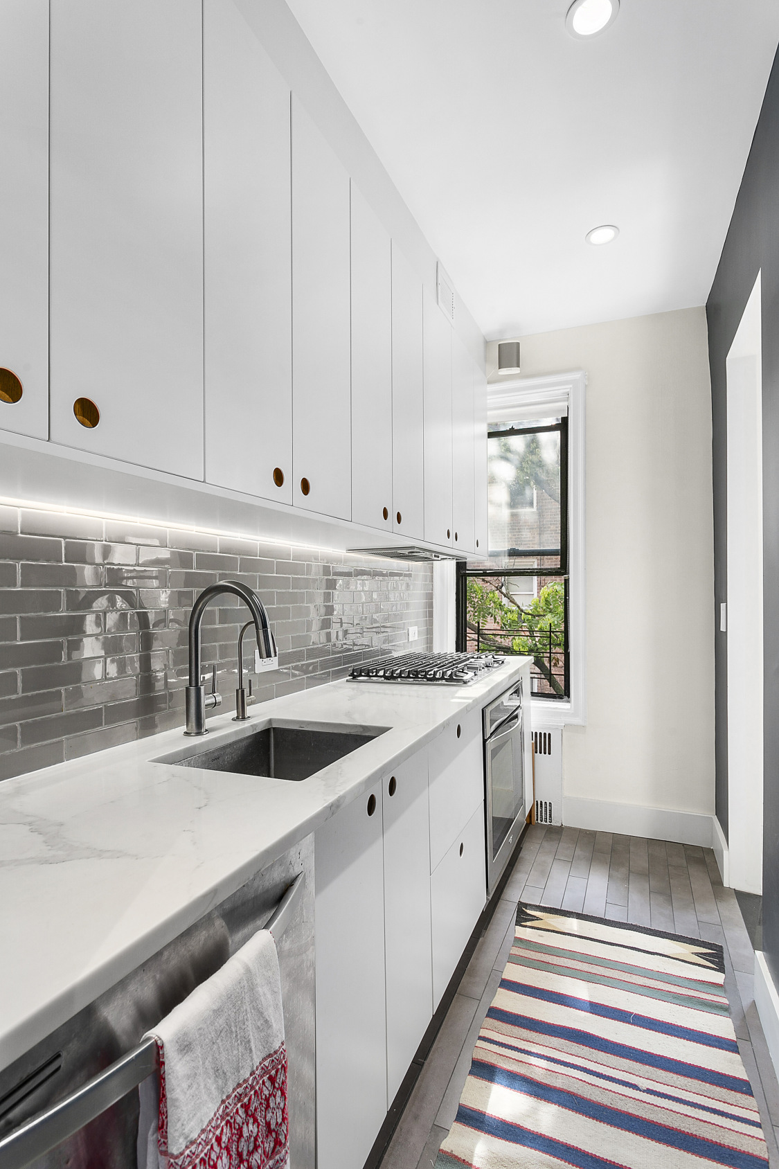 70 Lenox Road, Unit C4 Brooklyn, NY 11226 - Photo 3 of 7