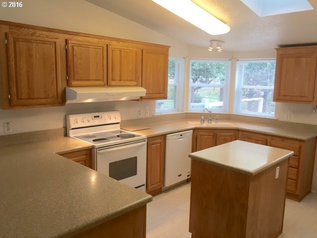 7910 Melqua Road Umpqua, OR 97486 - Photo 10 of 24 Gallery Image 10