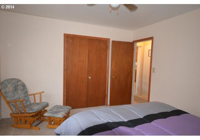 832 Chenowith Loop Road The Dalles, OR 97058 - Photo 8 of 15 Gallery Image 8